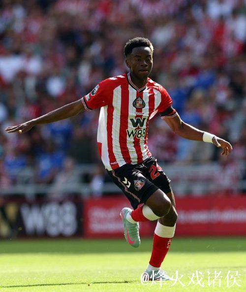 鲁尼:埃梅里堪称英超第二佳教练,桑德兰主帅同样出色 鲁尼:埃梅里堪称英超第二佳教练,桑德兰主帅同样出色