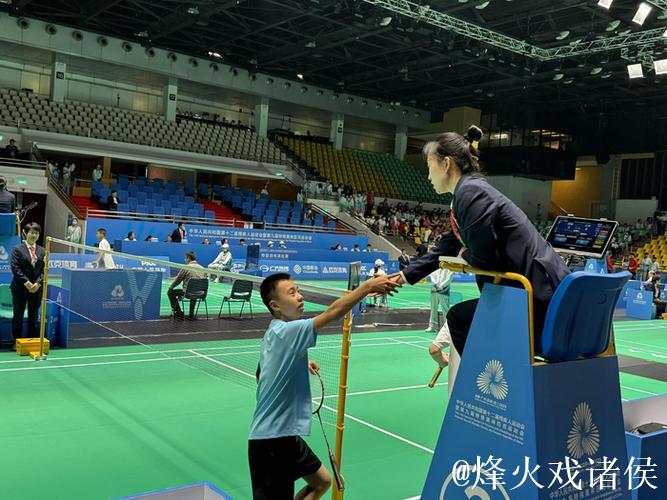 合肥14岁少年在全国特奥会羽毛球赛上勇夺金银牌 合肥14岁少年在全国特奥会羽毛球赛上勇夺金银牌